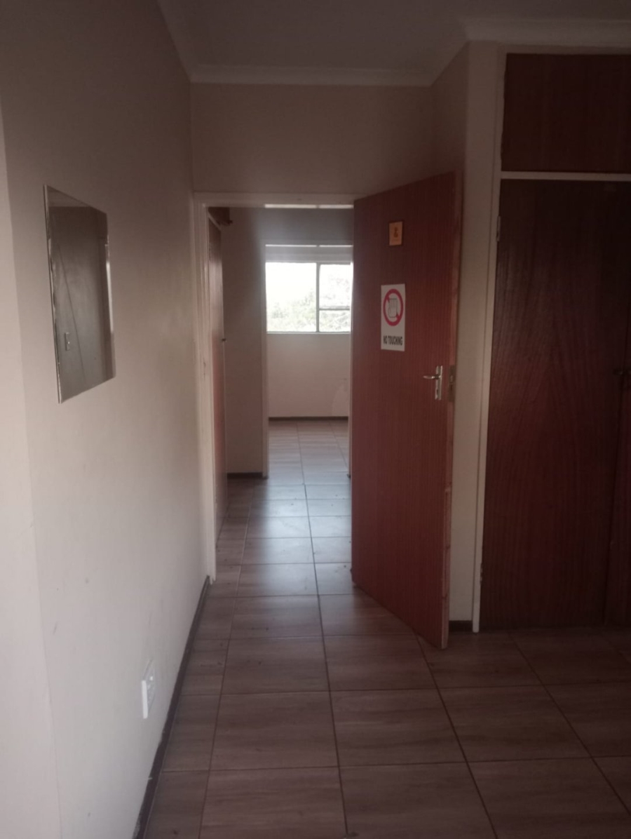 1 Bedroom Property for Sale in La Hoff North West